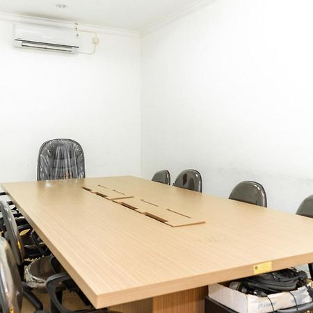 Reddoorz Plus Syariah Near Java Supermall Semarang 2 Exterior foto